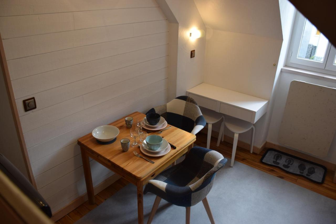 Petit Duplex De Charme Sous Les Toits Du Mont-Dore 외부 사진